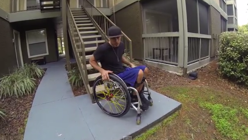 Rozcvička s vozíkom po schodoch